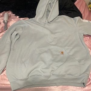 carhartt sweatshirt